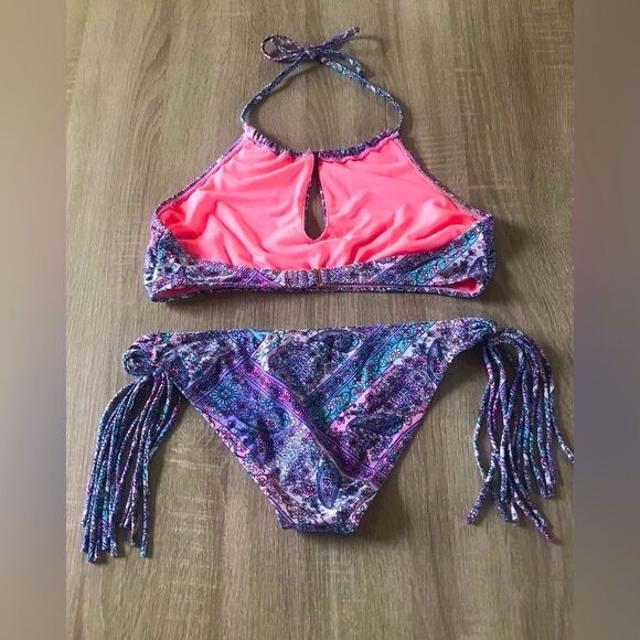 NWOT … Paisley “Size: Top - XL / Bottom - M” Swimsuit - Picture 2 of 4